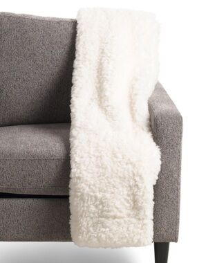 BROOKS BROTHERS faux fur throw